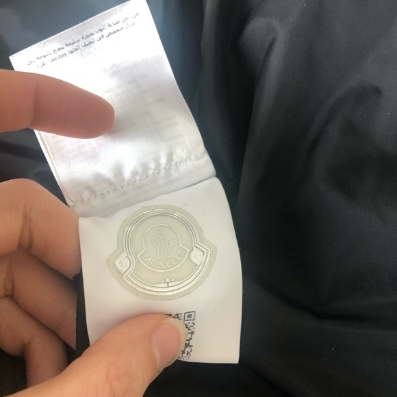 Authentic Moncler Taleve - 0/XS - Picture 14 of 16